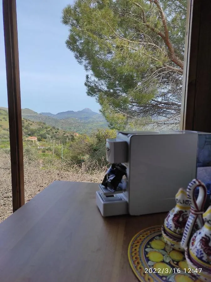 Casa sul glicine Italia